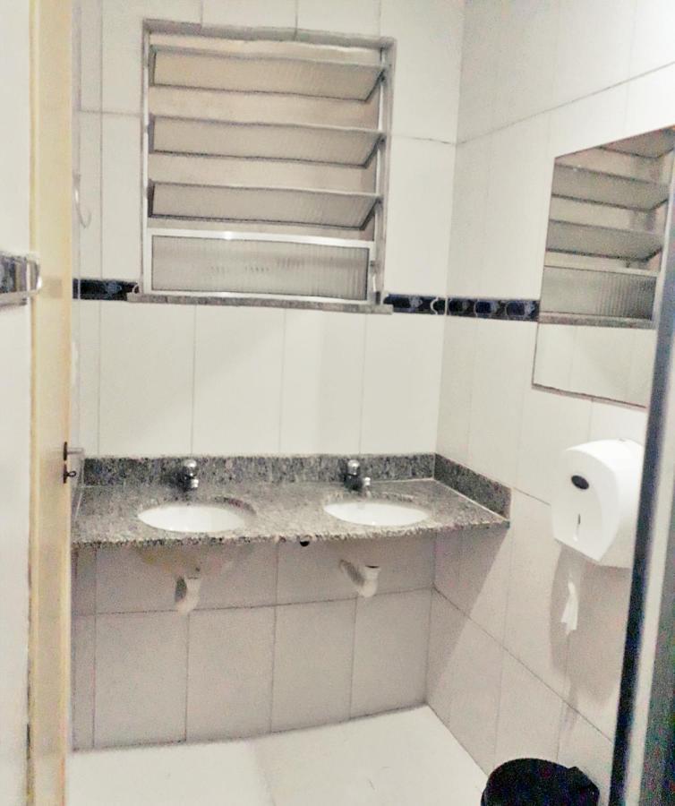 Solar Hostel Beach Copacabana ริโอเดจาเนโร ภายนอก รูปภาพ
